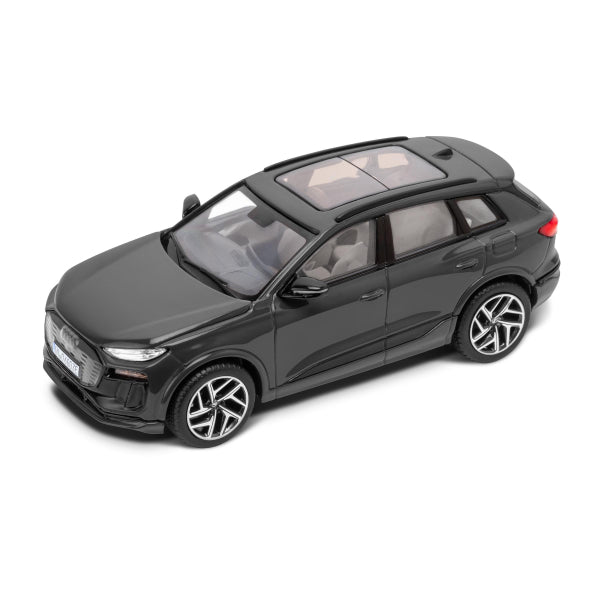 Macheta Audi Q6 e - tron - CarFun.ro - Accesorii Originale