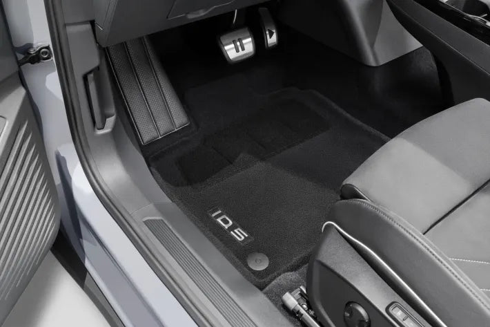 Set covorase textile Volkswagen Original „Optimat“, 4 bucati, negru satin - Volkswagen Shop