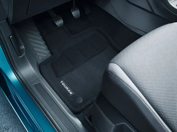 Set covorase textile Volkswagen Original Optimat - cu margine U, 4 bucati, negru, pentru Touran - Volkswagen Shop
