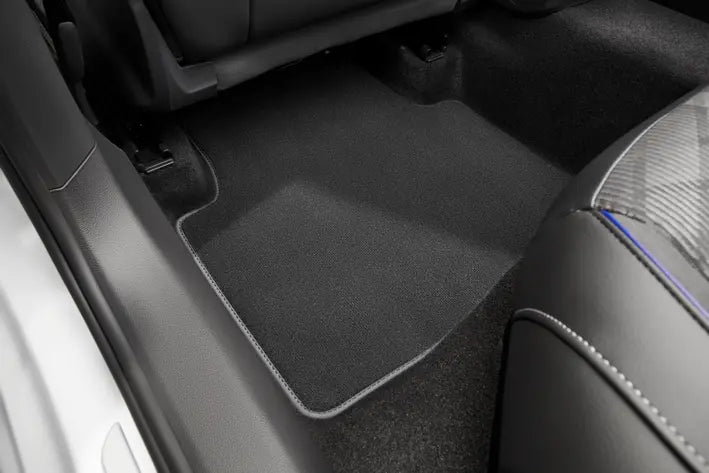 Set Covorase Textile Volkswagen Original pentru Passat IX Variant (B9 - 3J) – 4 Piese - Volkswagen Shop