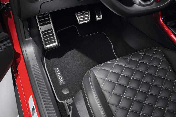 Set covorase textile Volkswagen Original "Premium" - cu logo T - Roc, 4 bucati, negru - Volkswagen Shop