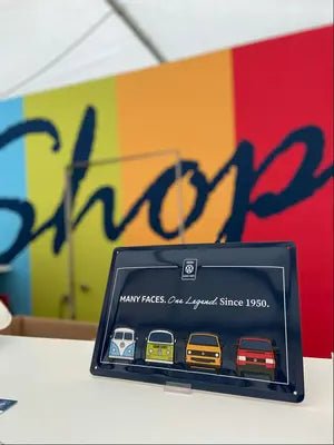 Tabla decorativa Volkswagen Bulli Generation T1 - T4 20x30 cm otel - CarFun.ro - Accesorii Originale