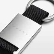 Breloc Volvo, Cureluta si Metal