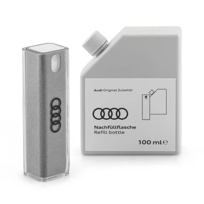 Solutie afisaj 2-in-1 Audi cu lichid si husa din microfibra, set complet