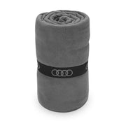 Patura fleece originala Audi 180x130 cm gri cu inele Audi in relief