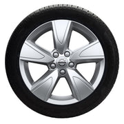 Set original de roți de iarnă pentru Volvo XC40, cu jante din aliaj de 17" și anvelope Pirelli. Performanță, siguranță și compatibilitate perfectă cu autovehiculul.