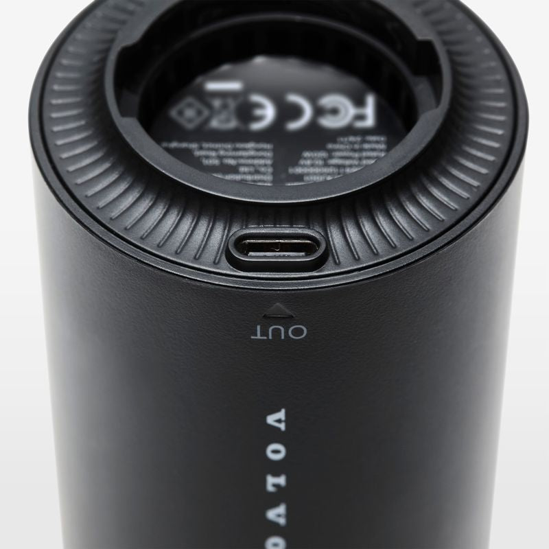 Aspirator auto portabil original Volvo 4 - in - 1 - CarFun.ro - Accesorii Originale