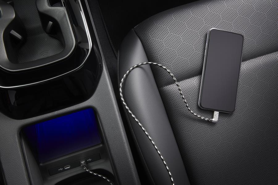 Cablu original VW USB-C la Apple Lightning, 70 cm - Volkswagen Shop