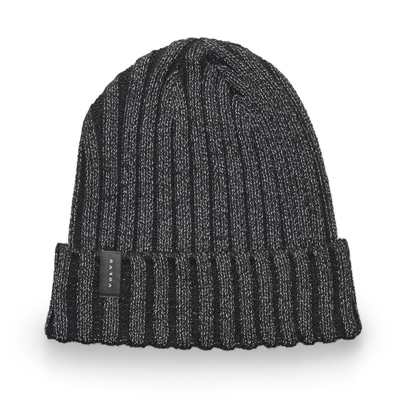Caciula Volvo Beanie – neagra, material reciclat cu fir reflectorizant - CarFun.ro - Accesorii Originale