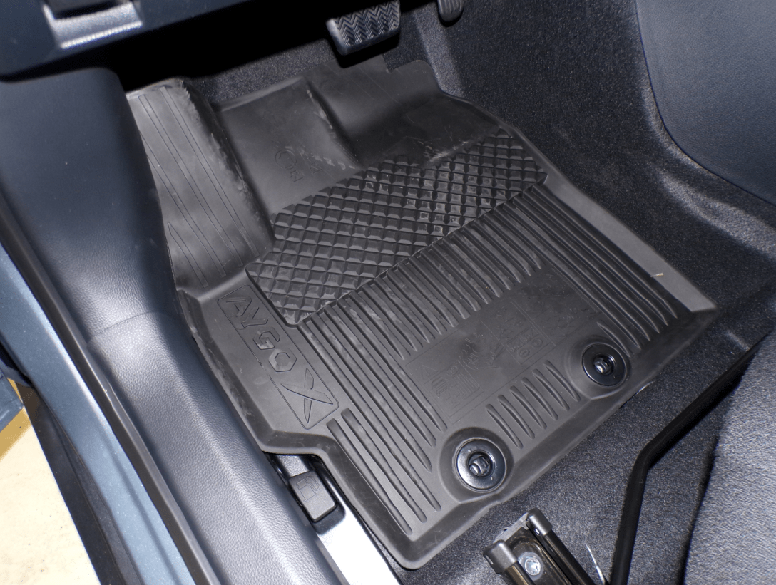 Covorase cauciuc originale Toyota Aygo X 2025+ LHD - CarFun.ro - Accesorii Originale