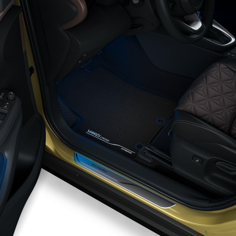 Covorase textile Toyota Yaris Cross Original – set complet, 520 g/mp, Hybrid - CarFun.ro - Accesorii Originale