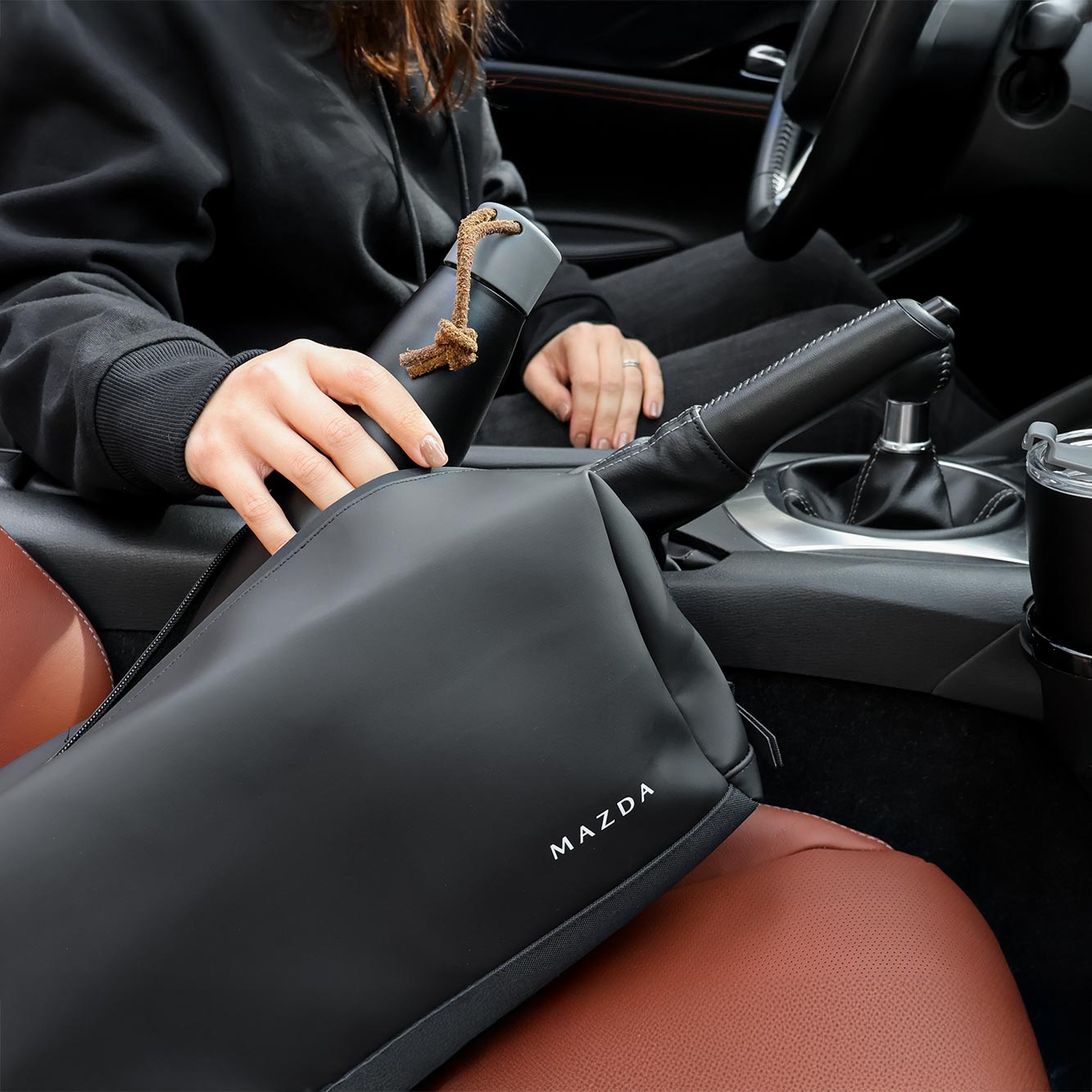 Geanta accesorii Mazda S si M water - repellent - CarFun.ro - Accesorii Originale