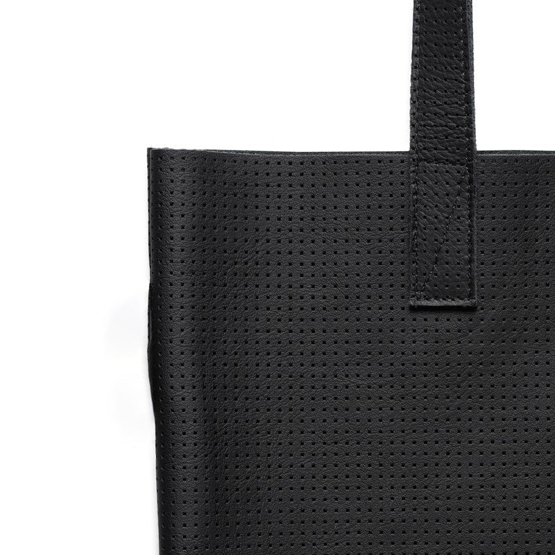 Geanta tote din piele Reimagined originala Volvo – piele reciclata, Charcoal - CarFun.ro - Accesorii Originale