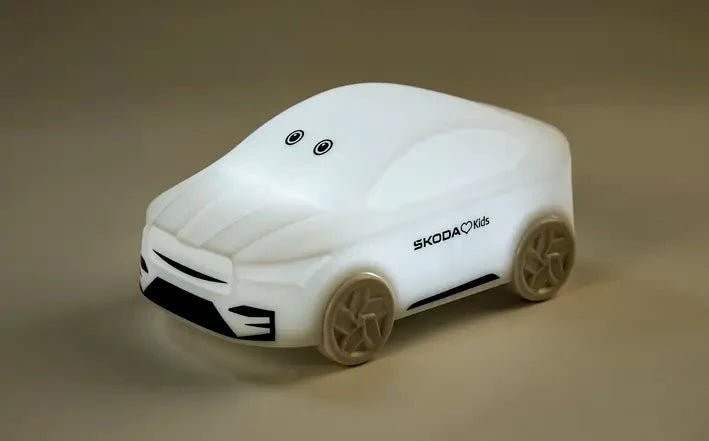Lampa LED Skoda "Enyaq" cu 8 Culori Reglabile, USB - C, 23 Ore de Iluminare - CarFun.ro - Accesorii Originale
