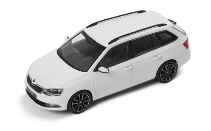 Macheta Skoda Fabia III Combi 1:43 - CarFun.ro - Accesorii Originale