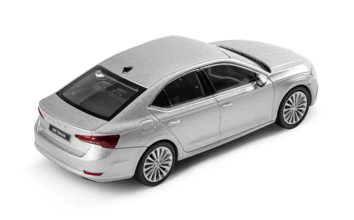 Model Skoda Octavia IV 1:43 brilliantsilber - CarFun.ro - Accesorii Originale
