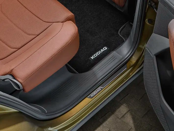 Ornamente praguri usi Skoda Kodiaq 2024+ originale negre - CarFun.ro - Accesorii Originale