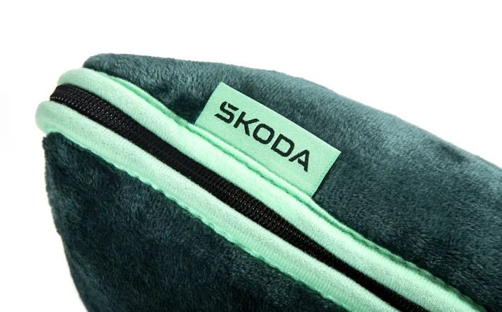 Patura 2 in 1 Skoda – microfleece, verde emerald, se transforma in perna - CarFun.ro - Accesorii Originale