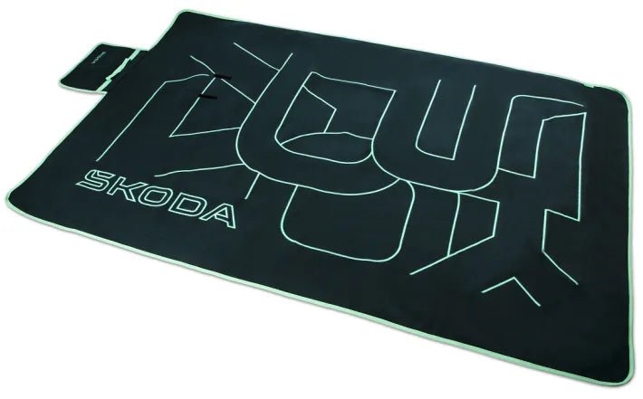 Patura picnic Skoda – impermeabila, 211x140 cm, verde emerald - CarFun.ro - Accesorii Originale