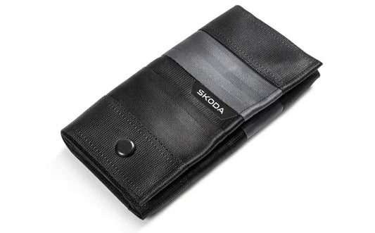 Portofel dama Skoda, din centuri auto reciclate, anthracit/gri deschis - CarFun.ro - Accesorii Originale
