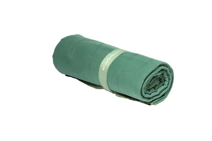 Prosop baie Volkswagen California – Verde, 162 x 68 cm, din poliester reciclat - Volkswagen Shop