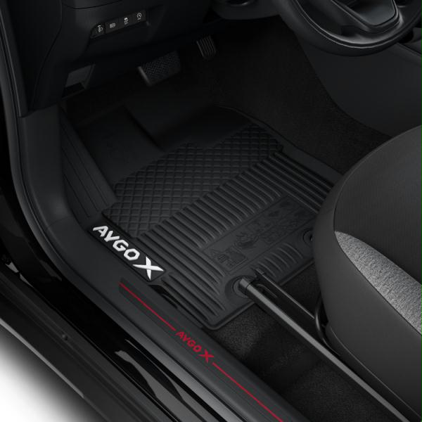 Set covorase din cauciuc Toyota AygoX - PW2100H015 - CarFun.ro - Accesorii Originale