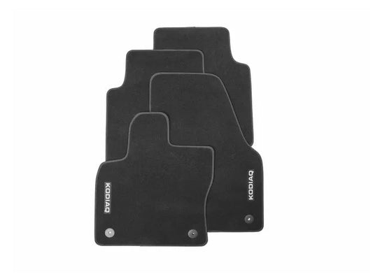Set Covorase Textile Skoda, Fata si Spate, pentru Kodiaq NS7, Negru cu Inscripție Kodiaq (Nubuk Negru) - CarFun.ro - Accesorii Originale