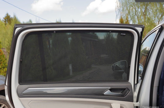 Set parasolare geamuri spate originale Volkswagen Passat B9 Variant 2024+ - Volkswagen Shop