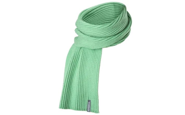 Set Skoda caciula si fular knitted electric green - CarFun.ro - Accesorii Originale