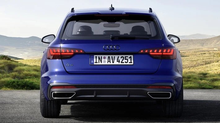 Sigla Audi negru lucios A4 A6 e - tron 2016+ - CarFun.ro - Accesorii Originale