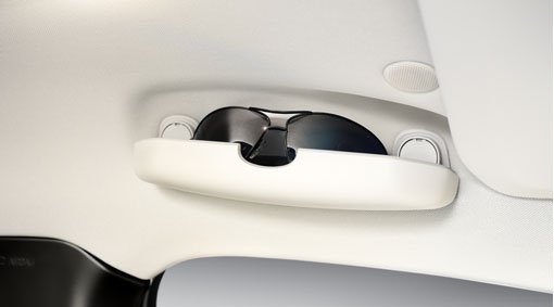 Suport ochelari original Volvo – Blond sau Charcoal Solid - CarFun.ro - Accesorii Originale