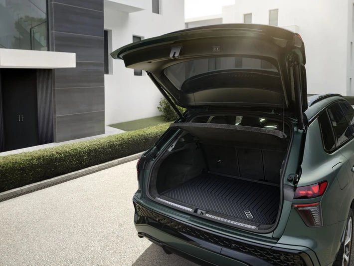 Tavita portbagaj Audi Q3 / Q3 Sportback 2026+ – pozitie medie - CarFun.ro - Accesorii Originale