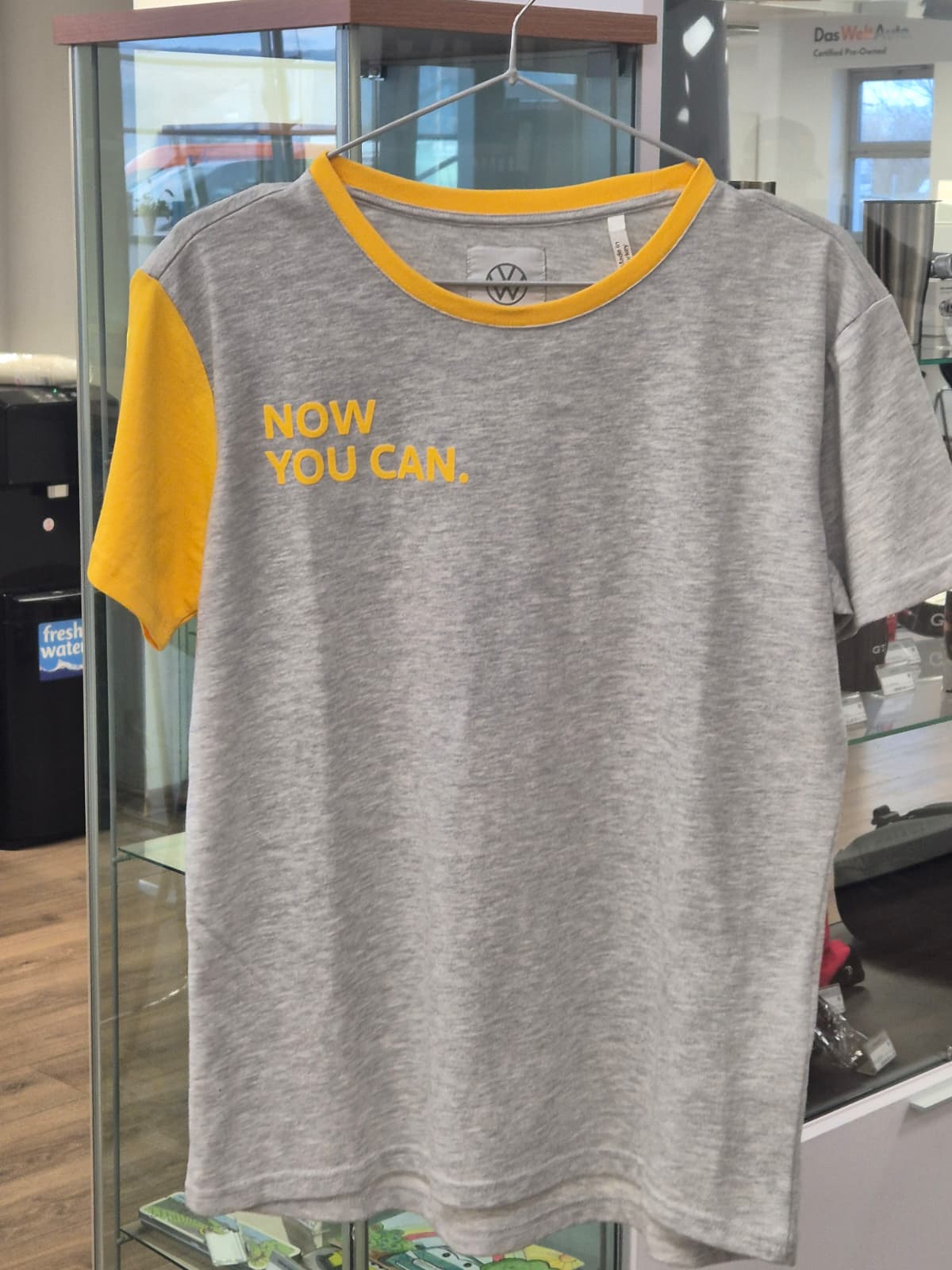 Tricou dama Volkswagen Now You Can gri galben marimea M - CarFun.ro - Accesorii Originale