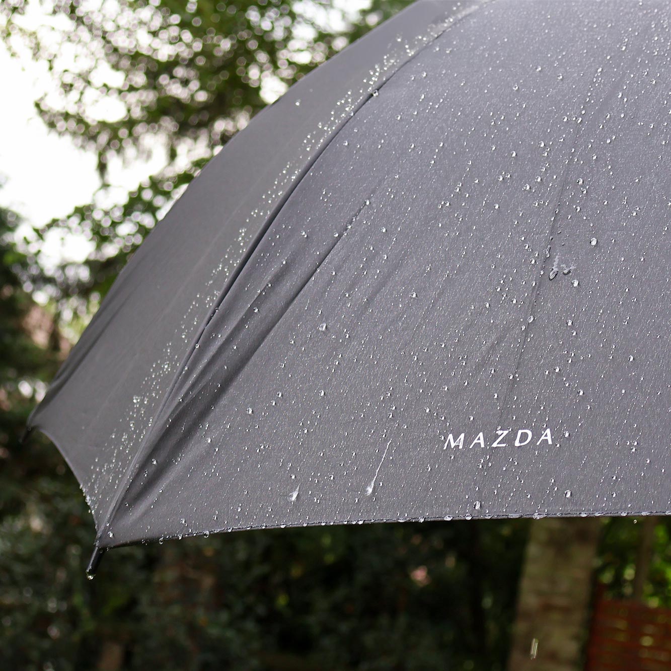 Umbrela automata Mazda cu fibra de sticla - CarFun.ro - Accesorii Originale