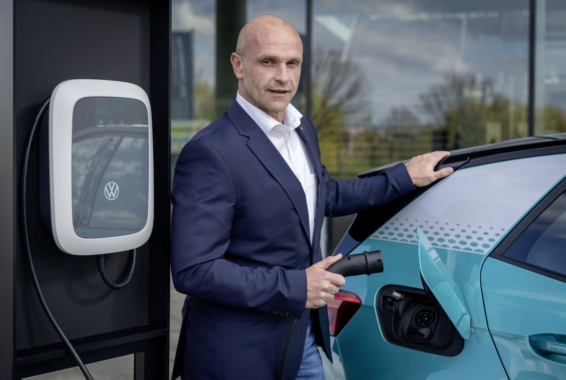 Wallbox statie de incarcare originala VW ID. Charger 11kW 400V 4.5m - Volkswagen Shop